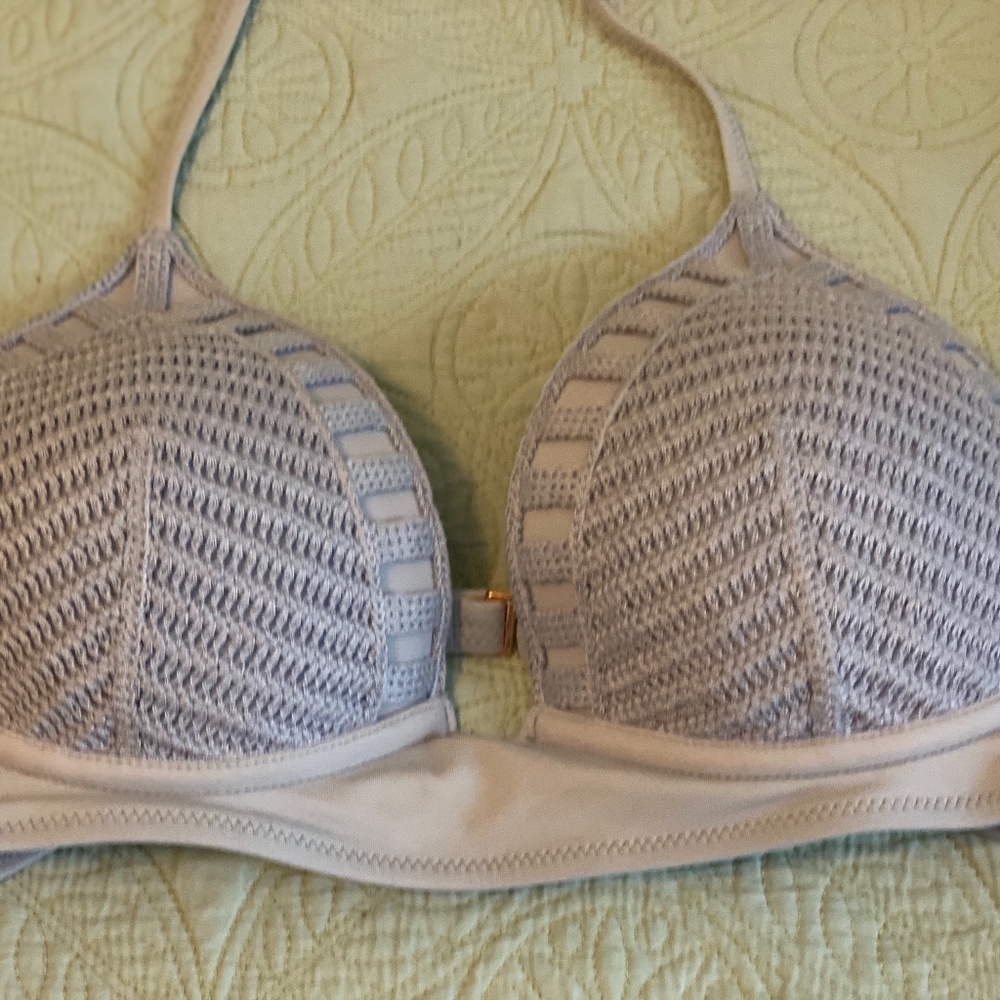 SHADE & SHORE LT BLUE CROCHET BIKINI TOP (34C)